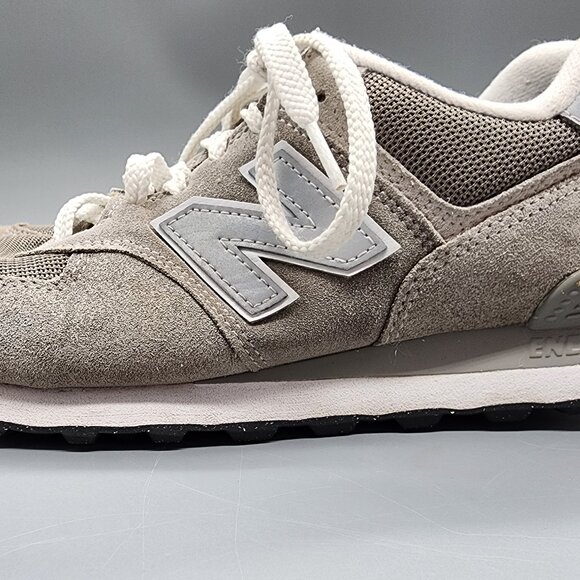 New Balance 574 Men's Sneakers Gray Suede Mesh Size 9 US Used Condition - Picture 15 of 15